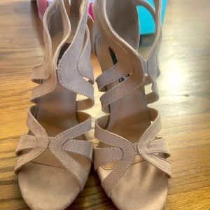 Beige dressy heels